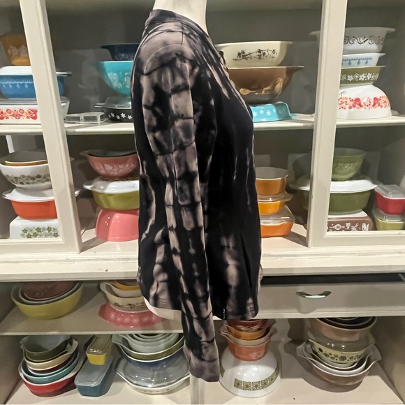 Citron Santa Monica Ginger Jar and Koi Fish Full-Zip Jacket - Size Medium - Picture 7 of 12